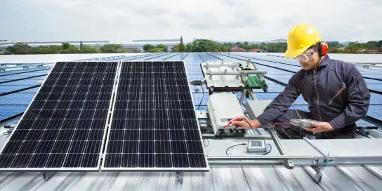 Maintenance of solar panel equipment 